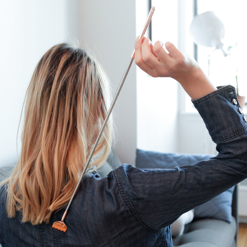 KIKKERLAND - Copper Back Scratcher KIKKERLAND - Copper Back Scratcher