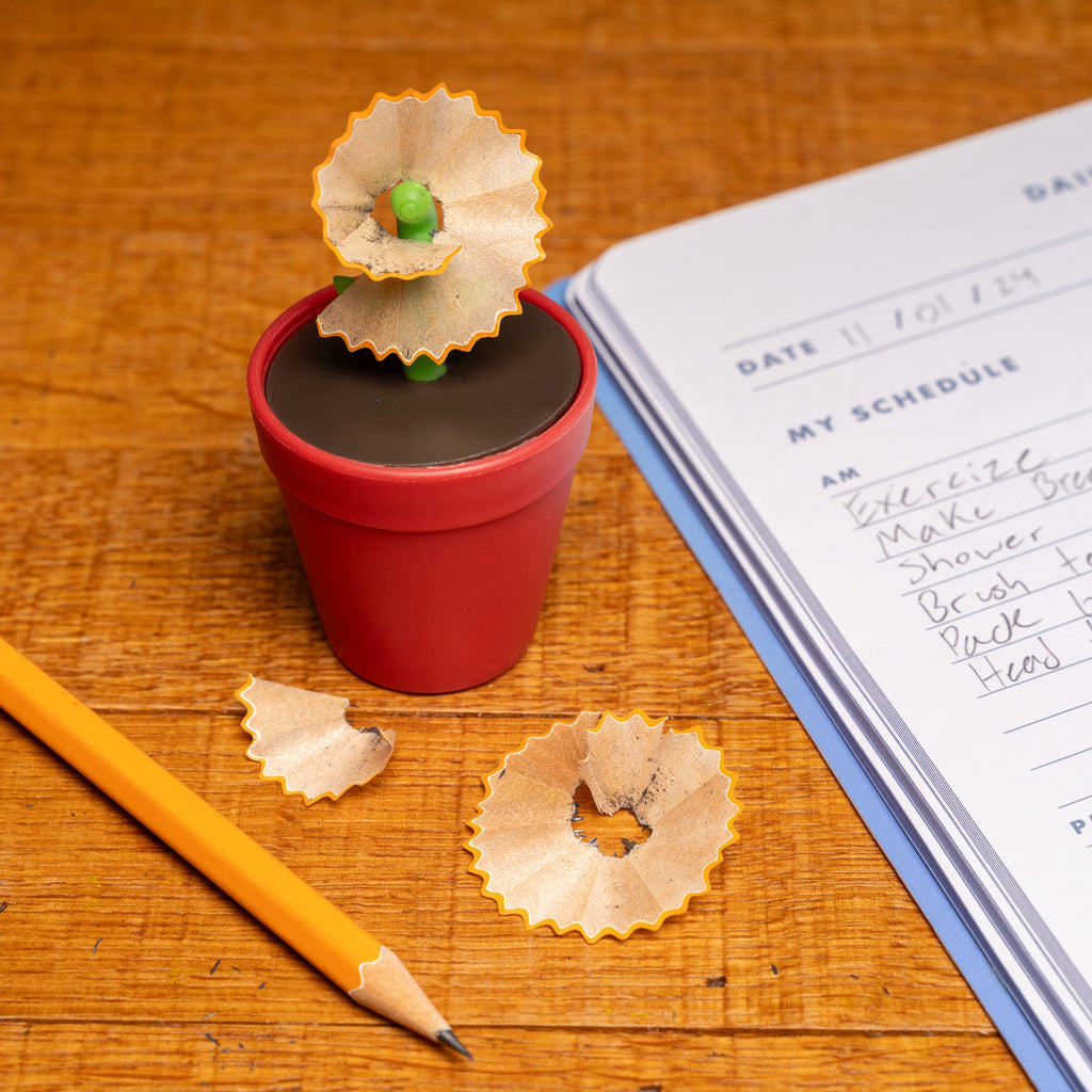 KIKKERLAND - FLOWER POT PENCIL SHARPENER KIKKERLAND - FLOWER POT PENCIL SHARPENER