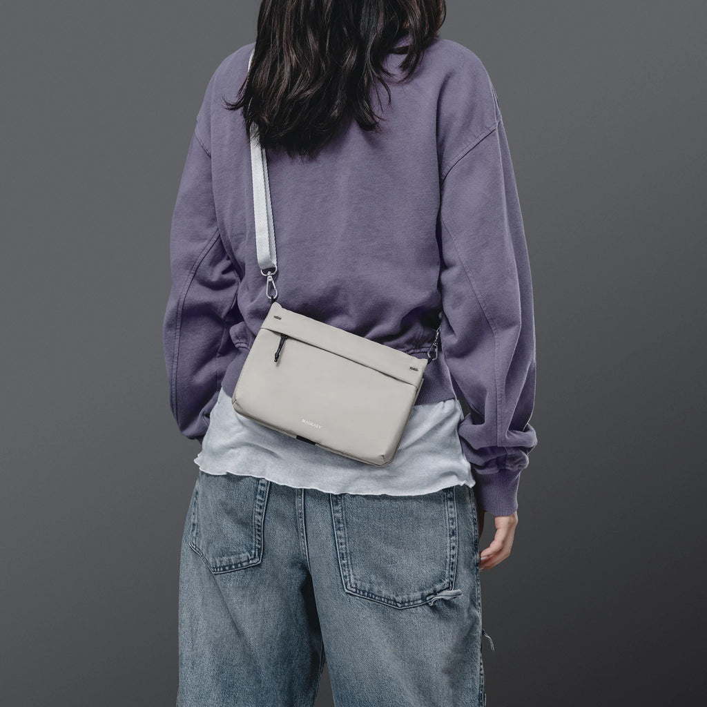 MagEasy 2L Sacoche Utility Crossbody Bag MagEasy 2L Sacoche Utility Crossbody Bag