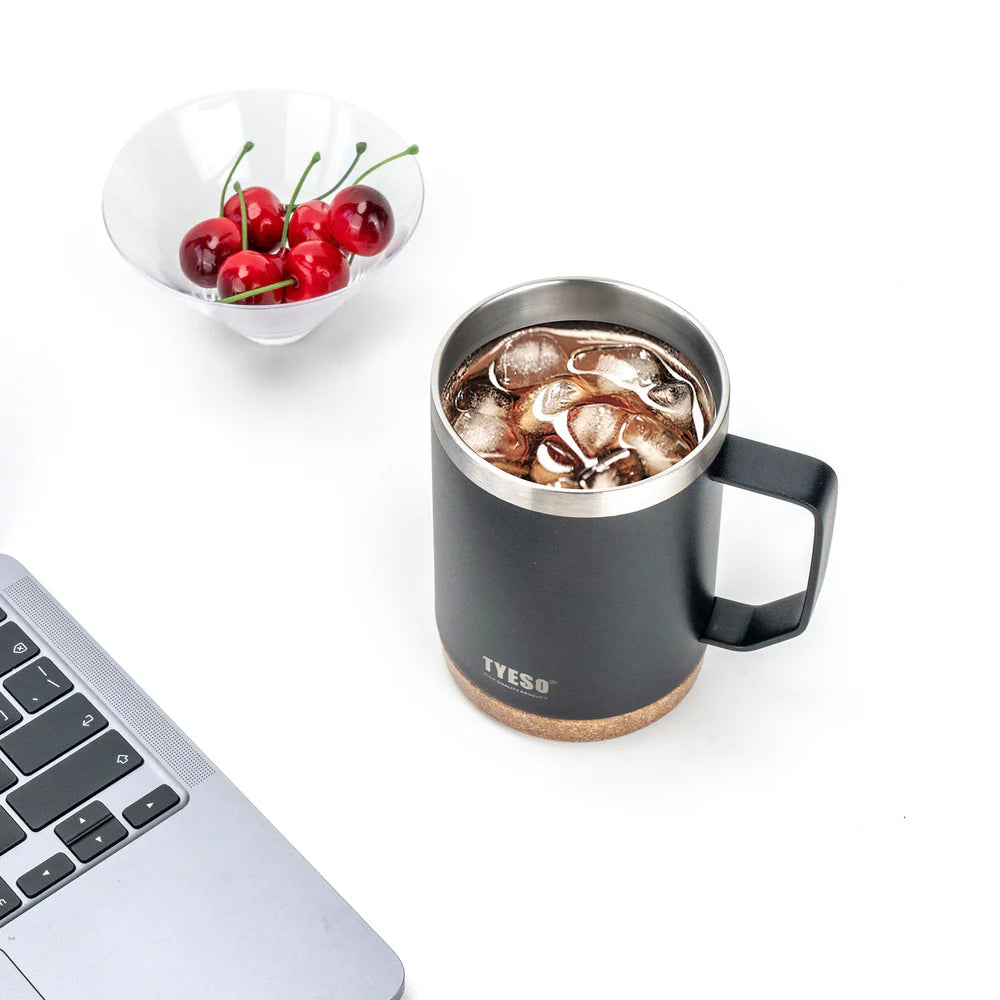 Tyeso coffee mug with wood grain base 710ml - Black Tyeso coffee mug with wood grain base 710ml - Black