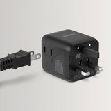 MOMAX 1-WORLD 20W TRAVEL ADAPTOR